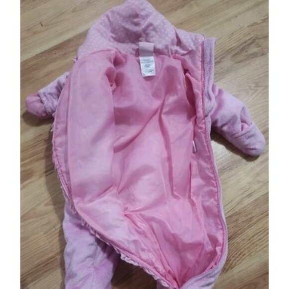 Baby Girl Hello Kitty SnowSuit Size 6-9 Months, pink soft insulated zip & hood - Picture 12 of 15